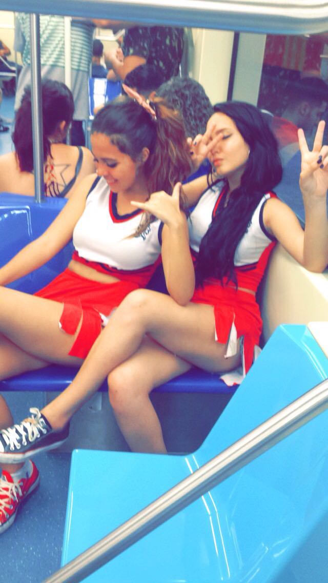 Yasmarcelly's tweet photo. Feliz aniversario pra minha tchutchuca https://t.co/ooMCb7Gz3F