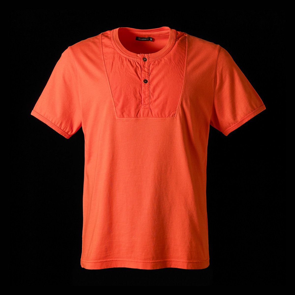 Boneville1981's tweet photo. With summer seemingly upon us it feels just the time to shine a light on our tee selection » https://t.co/5RofzQv1QR https://t.co/sbmUrsReiQ