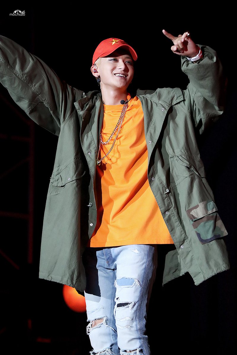 mochazo's tweet photo. #黄子韬 #TAO 160501⑦ https://t.co/EY7lQSUQln https://t.co/uqTWHBaRsx https://t.co/coRr1VoEx3 https://t.co/EXYvcqBBOa https://t.co/z98X8NH5sT