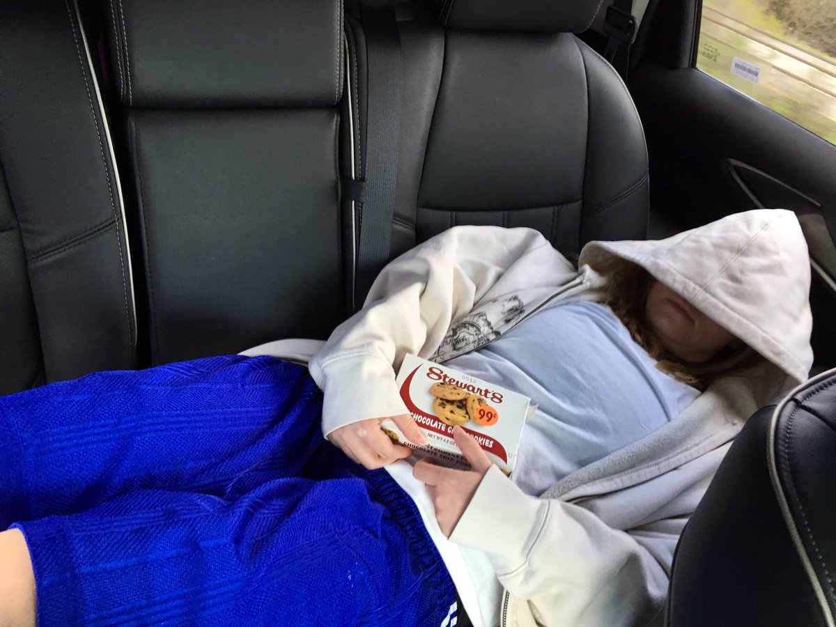 the_Bey_Z's tweet photo. @M28BBY #SANDERSCASUAL  I💖Naps! https://t.co/oPX3bSpdfL