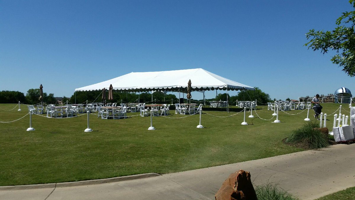 BigDPartyRental's tweet photo. Thank you @SmithCharities for letting us be a part of such a great weekend @tpccraigranch and Omni Dallas. #ESCI16 https://t.co/G7iLxaqBEA