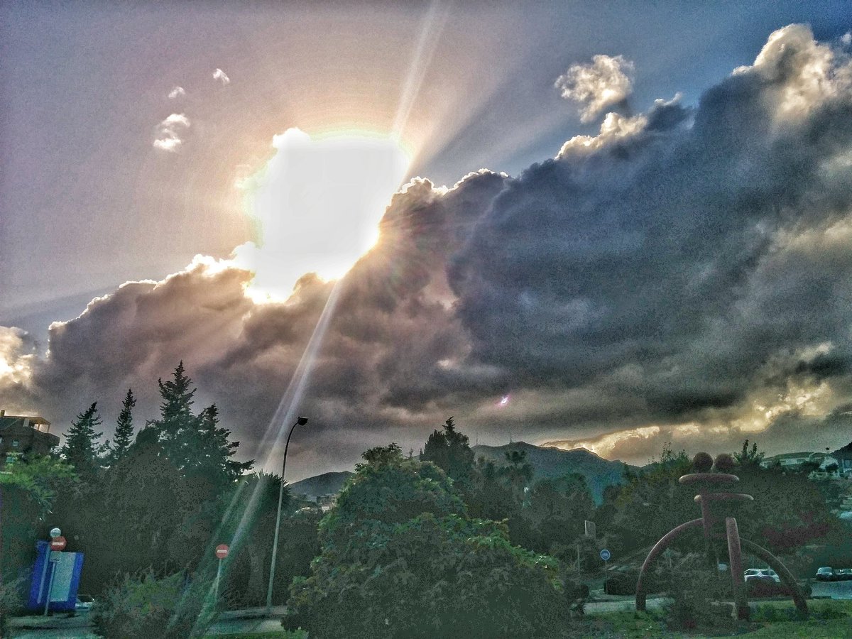 Clouds still fighting #coastoftheNOsun #mobilestreetphotography #sunset #Malaga