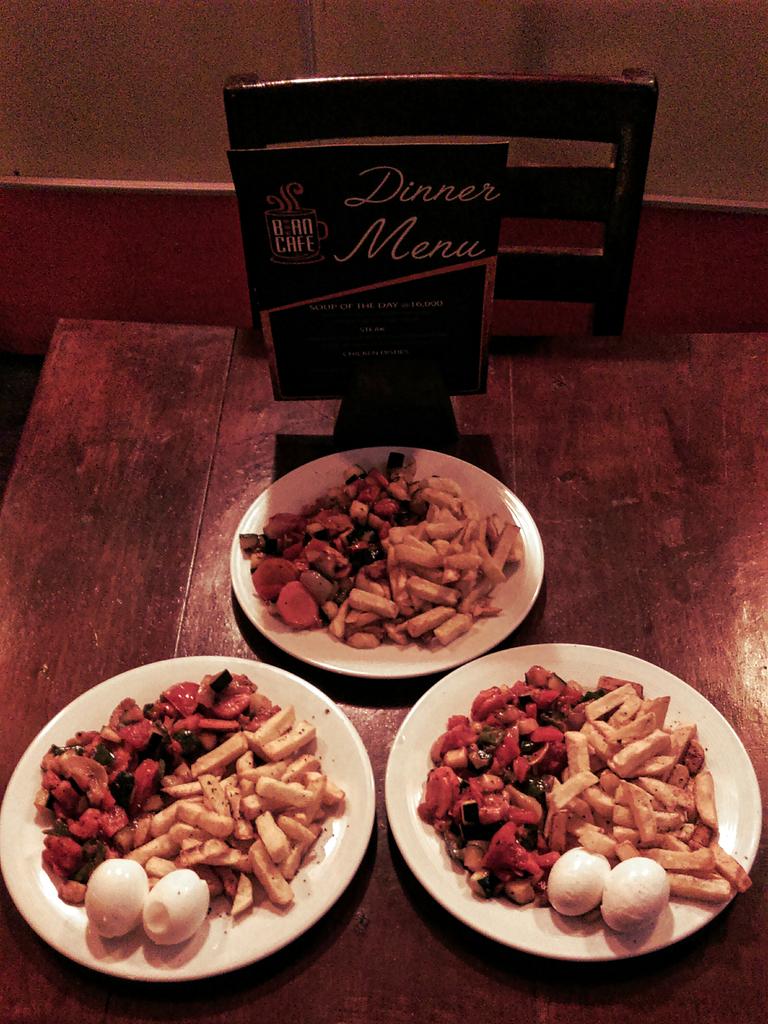 Yet another awesome evening and a couple of #vegetarian customers to satisfy! #RichWarmStrong
#Kampala #dinner