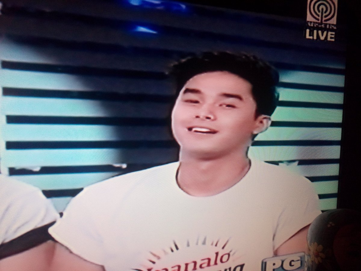 MccoyArmiesPNGS's tweet photo. Hurado for today // Ang pinakagwapong member ng hashtags @hashtag_mccoydl
#ShowtimeFUNaLo https://t.co/aonXtKlOe8