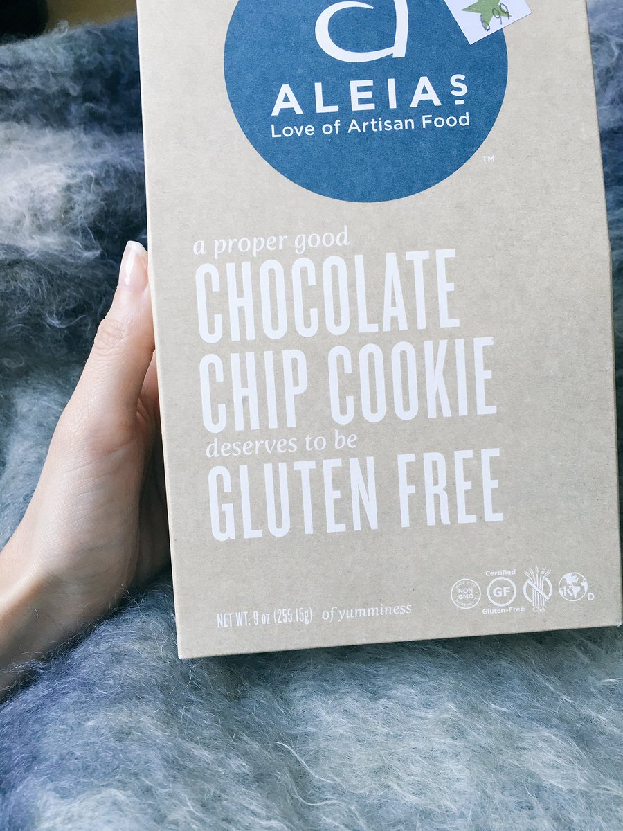 GalaGonzalez's tweet photo. The most delicious cookies tasted to date ! Thanks for bringing this to us @Aleias 👌 https://t.co/ilgzhmvJ2E