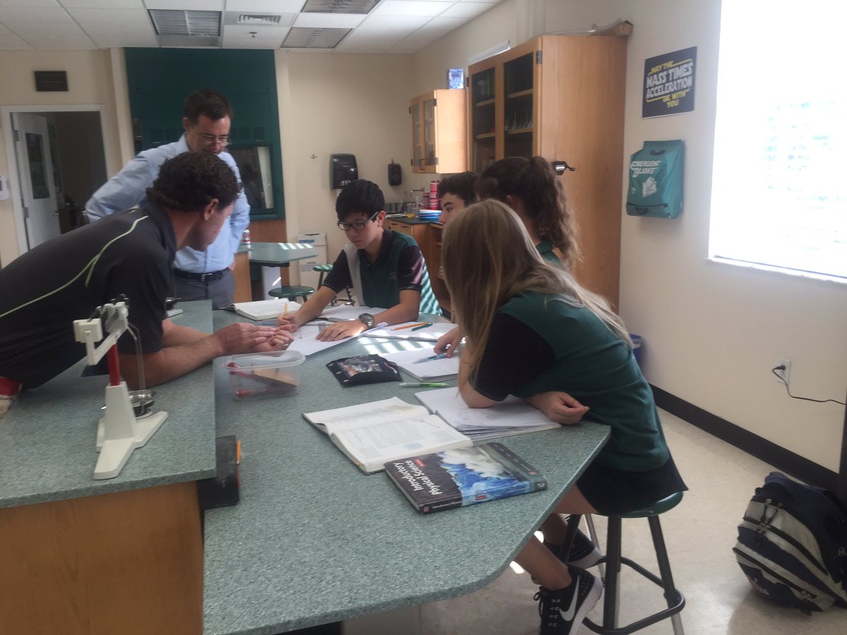 LisaOckerman's tweet image. 8gr Ss @PineCrestSch working together and being guided by Mr. Leeds and Dr. Wille to balance forces. #physicsfirst