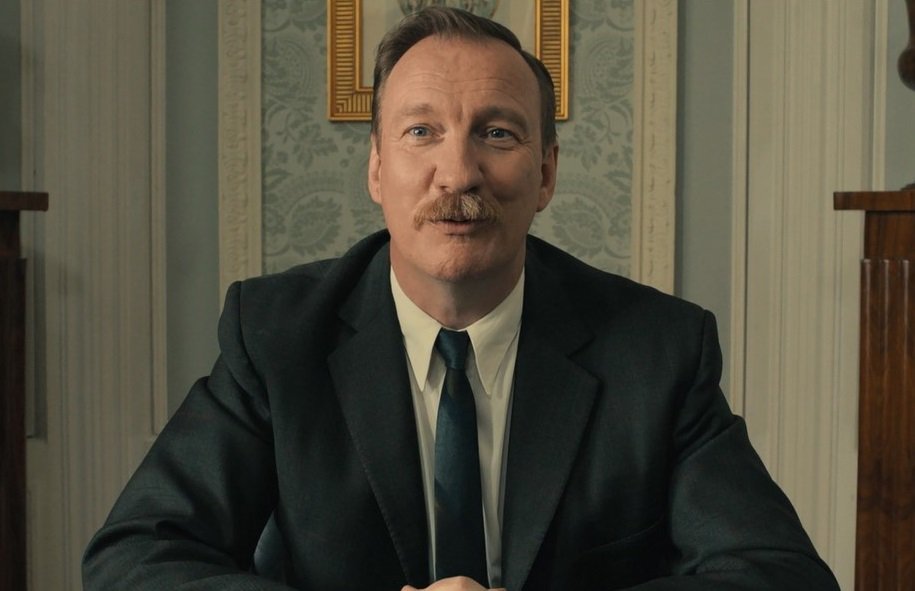 映画 レジェンド 狂気の美学 公開中 レジナルドの右腕レズリー ペインを演じるデヴィッド シューリス ハリー ポッター ルーピン先生役が有名ですがカンヌ主演男優賞受賞俳優にして80以上の作品に出演している名俳優 ちなみにジョニー デップと