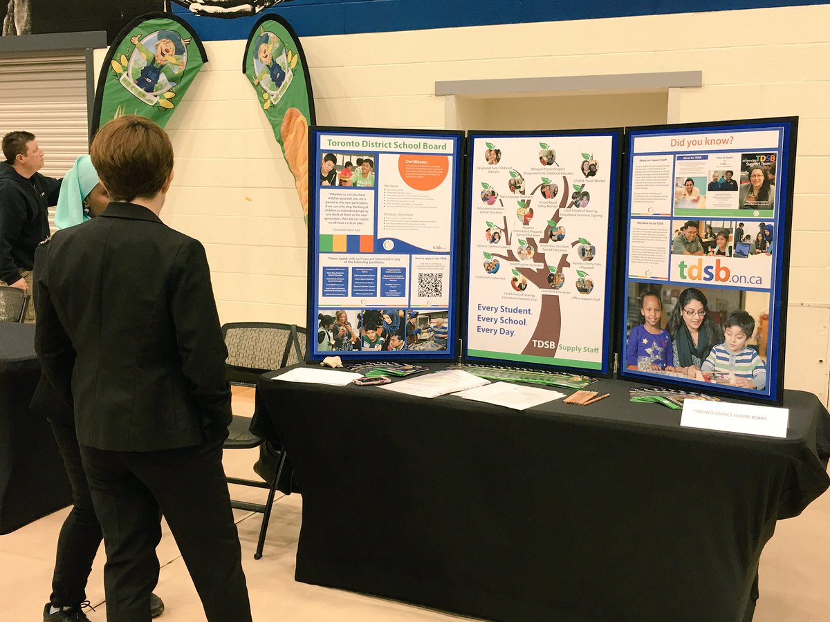 JanPint's tweet photo. @ChangSchool @workconnection1 @tdsb supporting Youth Job Fair #workconnectionsTO #TorontoYouth https://t.co/EjNYiB6D3m