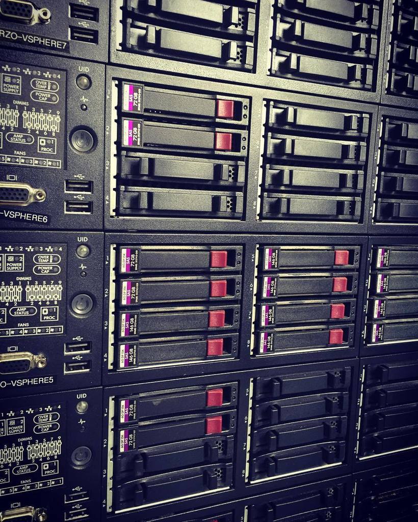think_numbers's tweet photo. Who uses HP servers?  Do you like them?

#hpserver #dl380 #server #servers #datacenter #nerd #webhosting #bigdata #… https://t.co/56o9cH7qzg