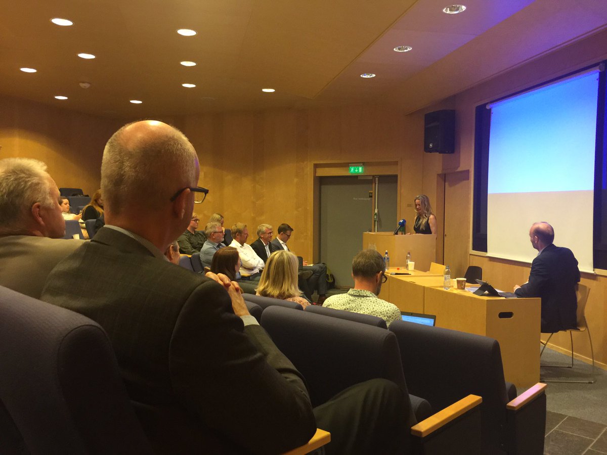 Har snakket om #saktetv - sommerbåt - @nrkhordaland - innovasjon og samarbeid for regjeringens mediemangfoldsutvalg