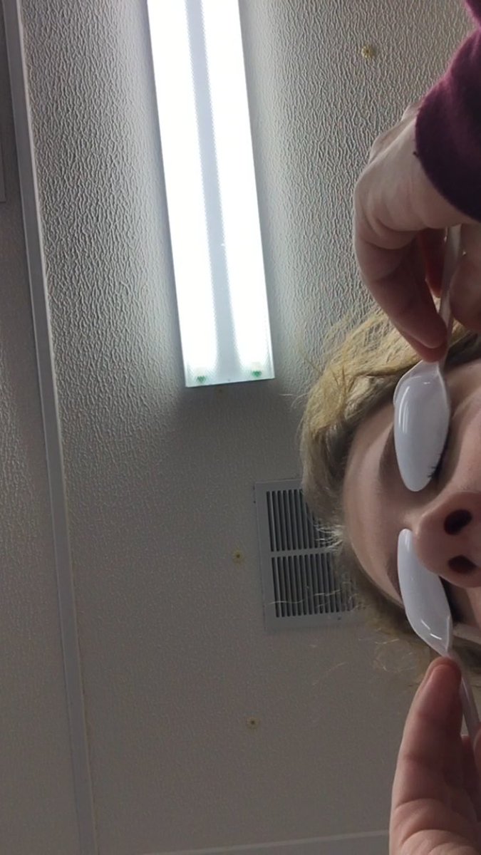 catherineh135's tweet photo. nvr forget ur h8r blockers #schoolessential https://t.co/WHDT1N7QU6