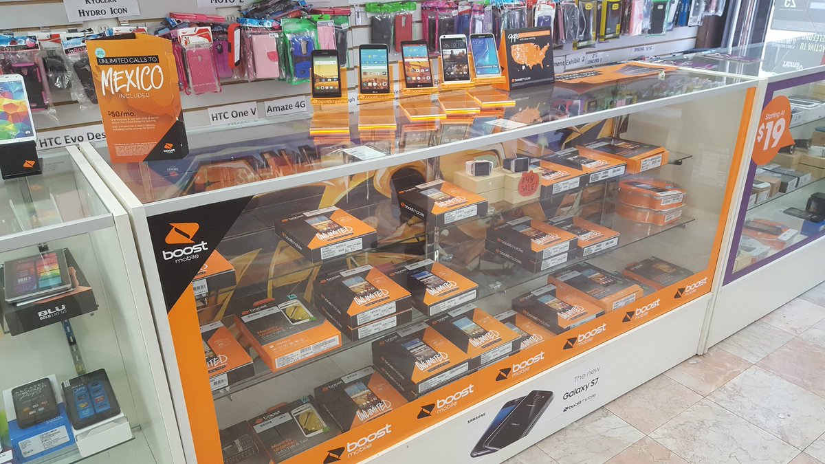 PMNavarria's tweet photo. We're out here on Howard street hustlin', come get you some #boost @KTBmore_spg @shawnatspg @TaVonatSPG @Ebrezzy6 https://t.co/8JQ9RsmU5J