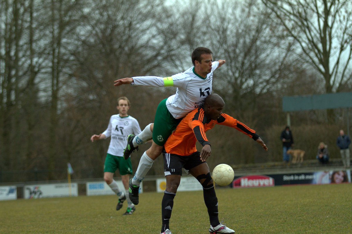 rksvBSC's tweet photo. Christian Hildenbrant neemt na 21 jaar en ruim 450 wedstrijden in style afscheid van BSC1. https://t.co/0Btgeca9zJ https://t.co/nx3cCEOYa2