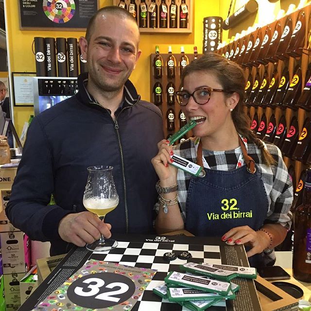 32Viadeibirrai's tweet photo. Birra e cioccolato: abbinamento perfetto 32+8!
Beer and chocolate: perfect coupling 32+8! 
📷: @ottochocolates https://t.co/kg4nZlRDuL