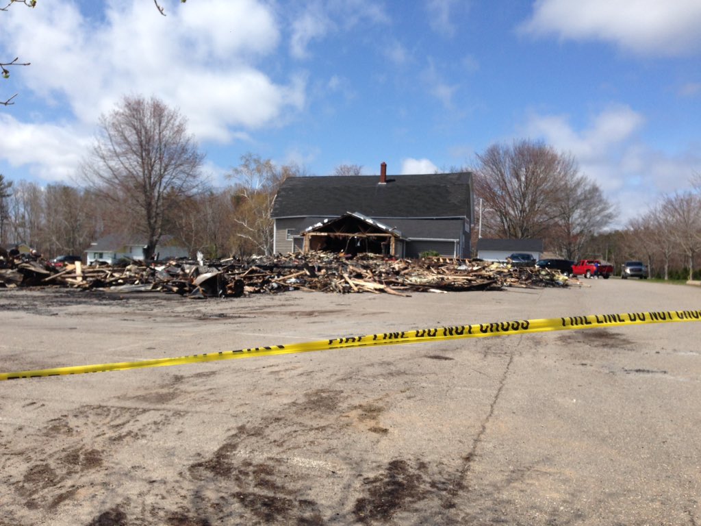 NatashaPace's tweet photo. The cause of the fire is still under investigation. This was #Wheaton's original store @globalhalifax #Berwick https://t.co/a20WU0onv3