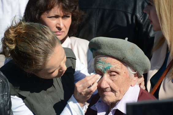 Ветеран Любовь Печко про обливших её зелёнкой в Славянске: Зачем мы их защищали?