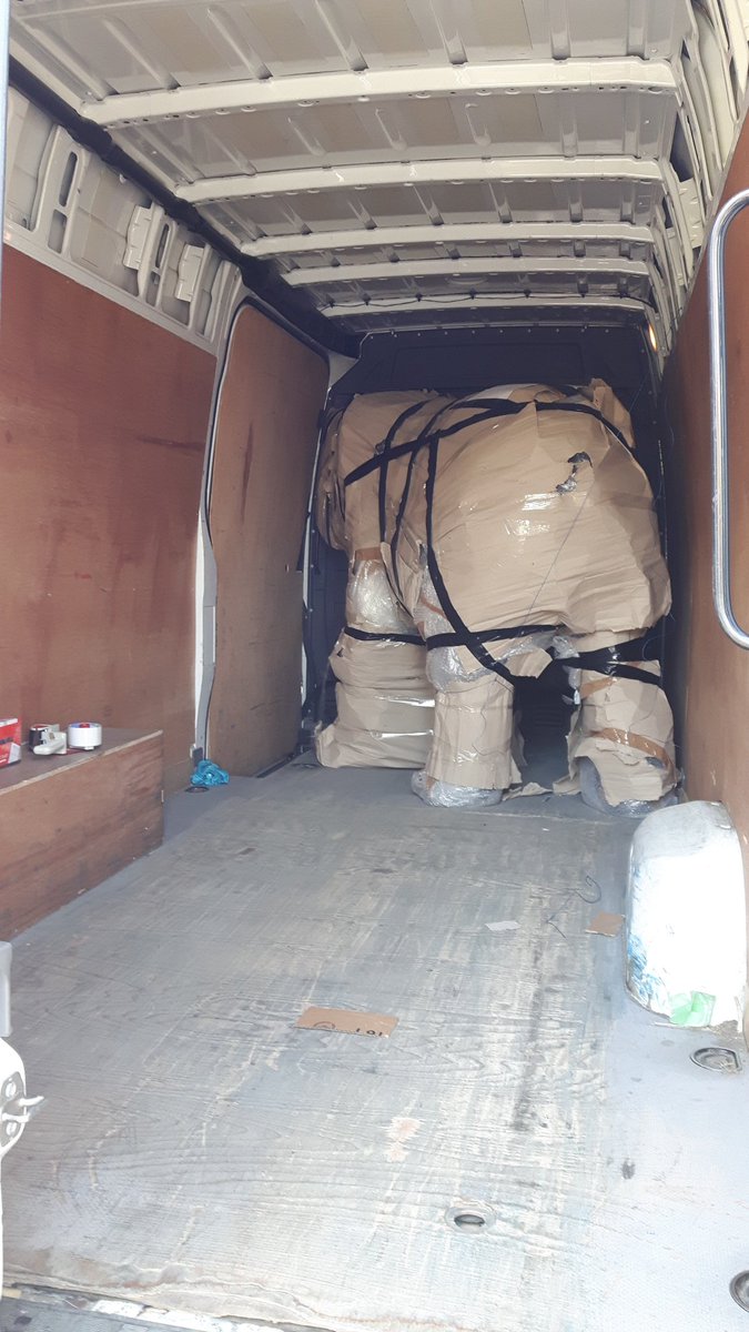 Kieron_Reilly_'s tweet photo. Goodbye #elephantom it's time for you to go and meet your @herdofsheffield pals @Wild_in_Art https://t.co/5aBQog3Hnm