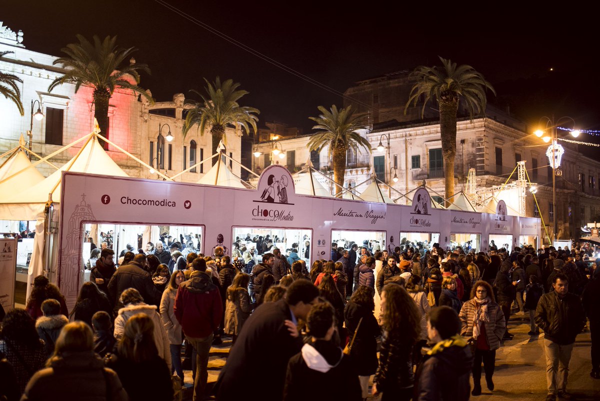 ChocoModicaReal's tweet image. #ChocoModica #ByNight