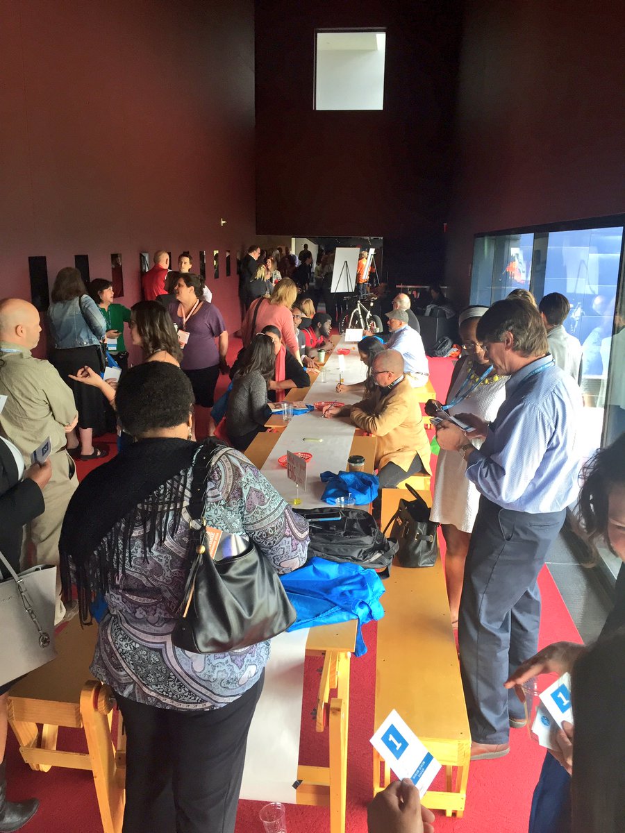 ReallyBigTable's tweet image. What is your BIG idea? #bushCON