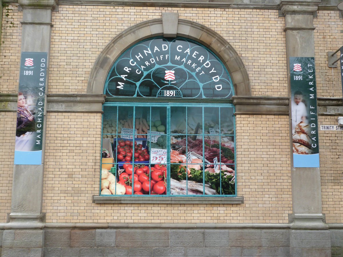 cardiffcouncil's tweet image. Cllr Hinchey cuts the ribbon on Cardiff Market’s colourful
new look!