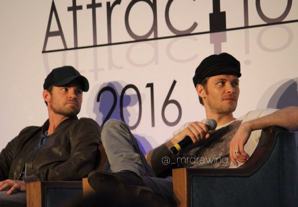 _mrdrawing's tweet photo. Daniel Gillies and Joseph Morgan at @VampireAttract by me ❤️ ( @JMorganBrasil @DGilliesFans) part 2 https://t.co/PtrChUU8wa