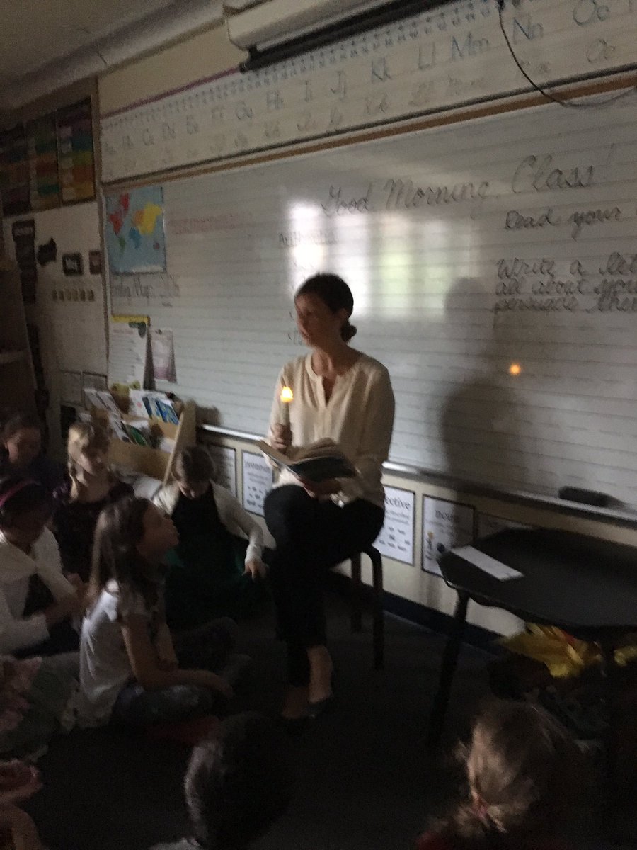 MissGerding's tweet photo. #pioneerday https://t.co/qwuWJ60C8j