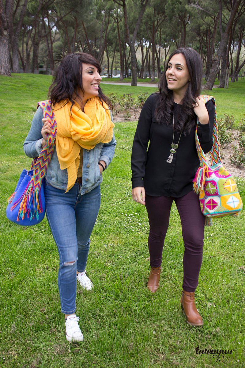 tuwayuu's tweet photo. ¡Que no sea cuesta arriba el inicio de semana! ¡Pon a la lluvia un toque de color! #Tuwayuu #Wayuubags #bolsoswayuu https://t.co/0Ee5ZZaIwi
