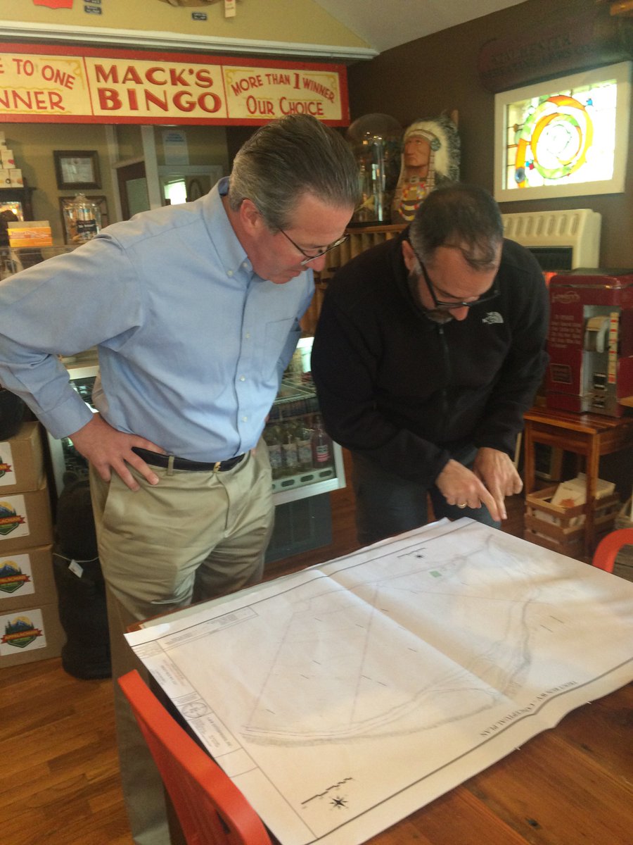 goodwinforwv's tweet photo. Booth talks to entrepreneurs in Hardy County about tourism in small communities! #GoToWV! #TheFinalCountdown https://t.co/LNr36MSaK4