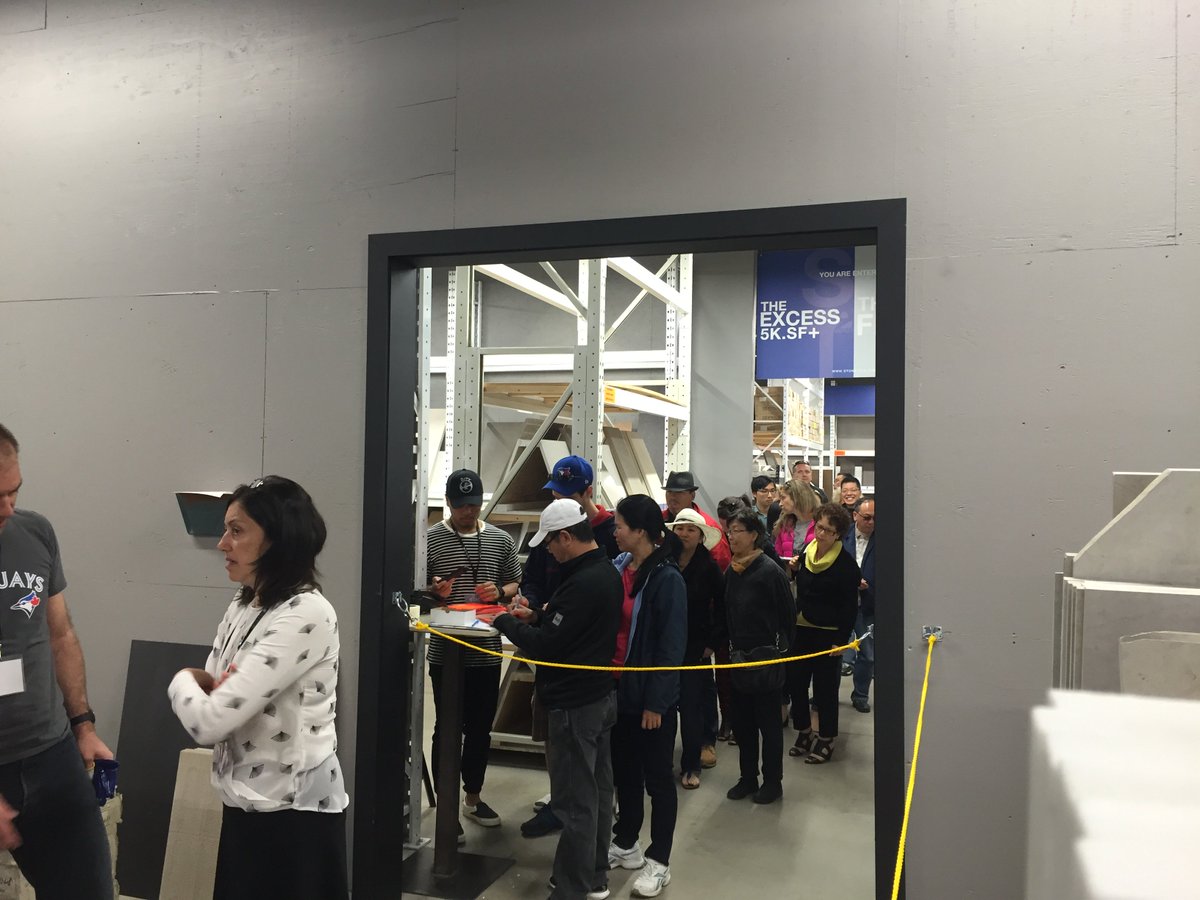 StoneTileInt's tweet image. Our Sale was a great success this past weekend! Thanks to all of you who lined up for FREE and discounted Tiles.