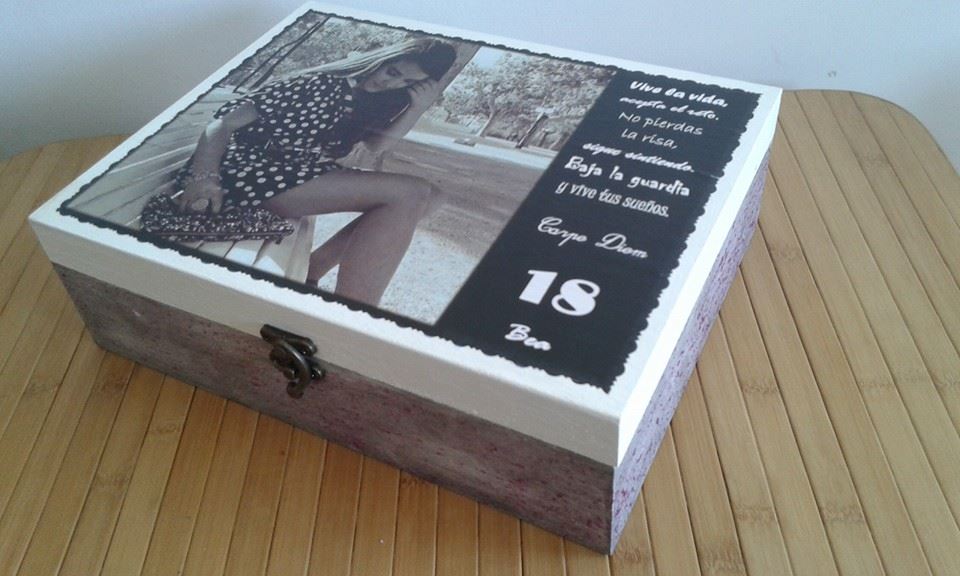 ARTESANIACREA's tweet photo. #joyerospersonalizados #RegalosconAlma #Detalles 
Joyeros personalizados con tu foto y mensaje favoritos https://t.co/XZVc6nodMF