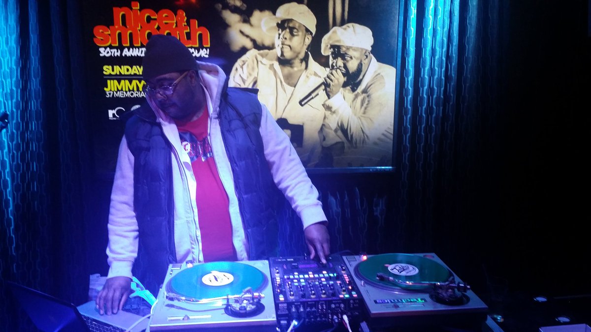 <a href="/RealNiceNSmooth/">Nice & Smooth</a>