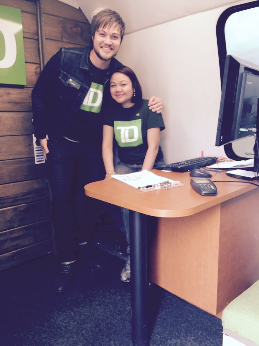 CassandraSandi's tweet photo. Ready to help at our mobile branch in Lac La Biche. #ymmfire #TDHELPS @Gabipa @RSobchyshyn @CassandraSandi https://t.co/lcC4a6t6Jx