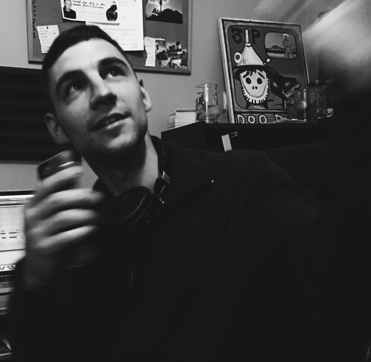 deadenzmusic's tweet photo. #musicproduction #collaboration #philadelphiasinger #disco :D https://t.co/J2dozoqlWH