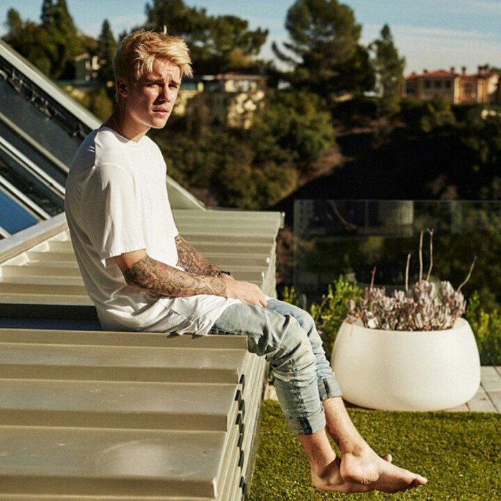sukritimalik's tweet photo. Bieber fever forever.....😍😍😘😘😘😘 https://t.co/d22hFOhSIw