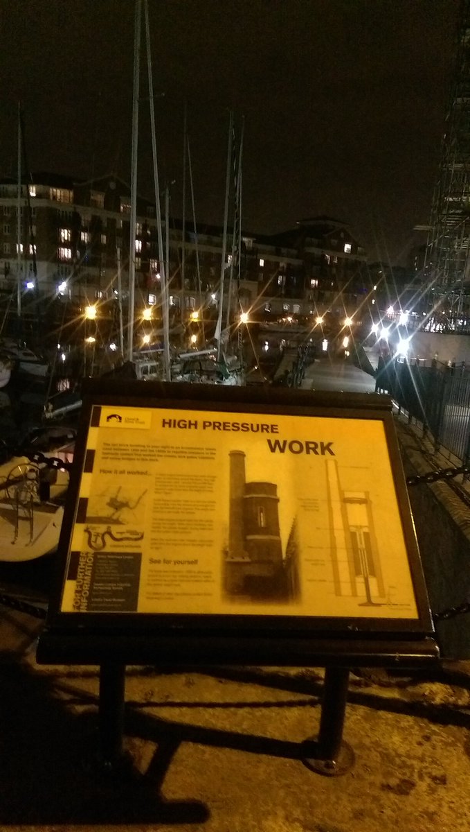 filhan05's tweet photo. #London #basinapproach #limehouse @PolruanPilot @padstowharbour https://t.co/WigfE2gRPs