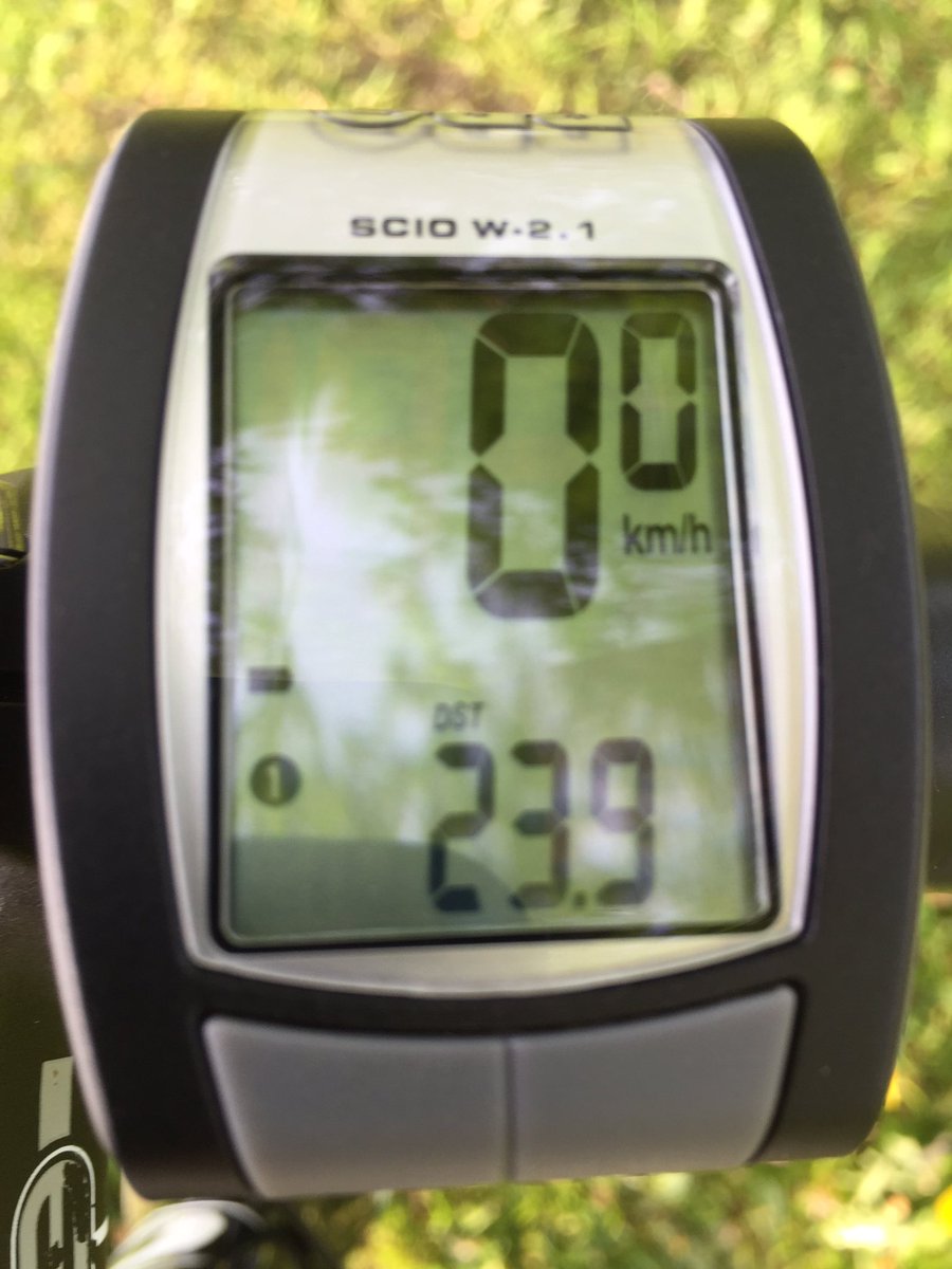 AnskotAn's tweet photo. Fantastisch weer om conditie op peil te krijgen. #eerstekilometers #racefiets #genieten https://t.co/hrsfcykVhu