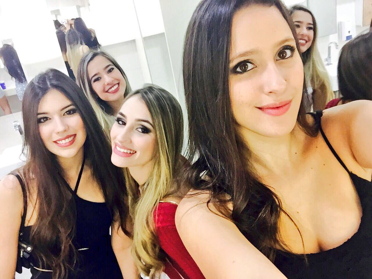 camila_avilaa's tweet photo. Ainda sobre essa festa que nunca decepciona!!๐๐ #uniqueaqua https://t.co/3uWeWBZ7sr