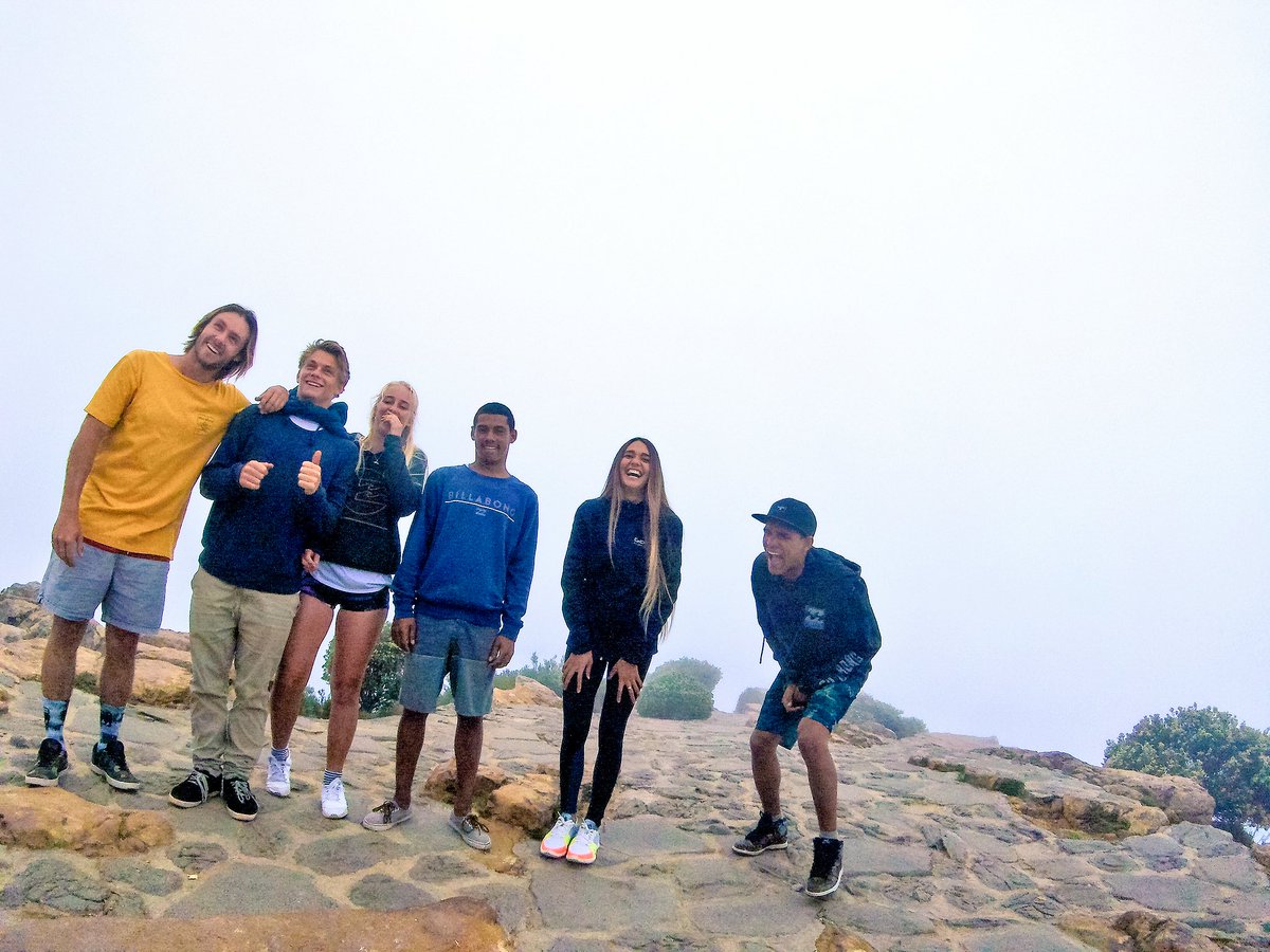 tanika_hoffman's tweet image. These crazy guys 😻 @BillabongSA #goprosession @LionsHeadCPT