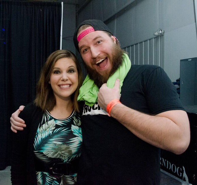 NatalieStruck's tweet photo. Once upon a time I got to hang out with @GaryKingNickel backstage at #SI7 instead of his basement #superexciting https://t.co/1jLAif9UO7