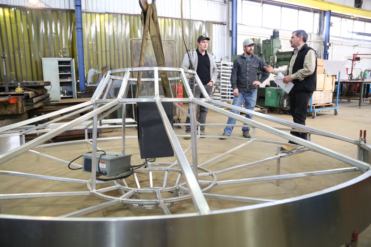 Signature_Sign's tweet photo. Went to check on the progress of our UFO for #FlyingSaucerRestaurant sign we are making! Looking good! #niagarafalls https://t.co/lFc9SnMsq6