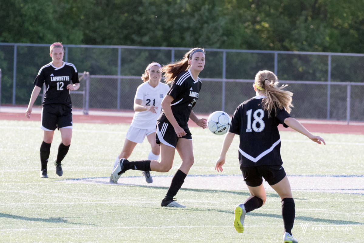 VictoryViewsMO's tweet photo. We have full photo stories from the Francis Howell Central vs Lafayette soccer games! https://t.co/8Gkv9Ix3FZ https://t.co/kGt804tikz
