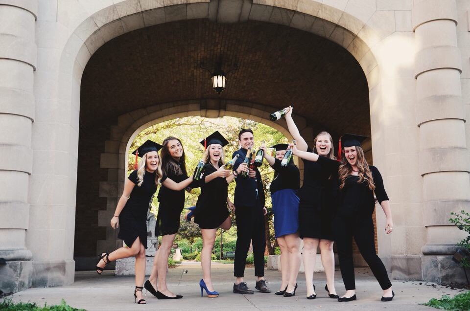 MPressAd's tweet photo. Cheers to a great semester, great people and a happy client. #MPress2k16 https://t.co/jEp6MBcIqS