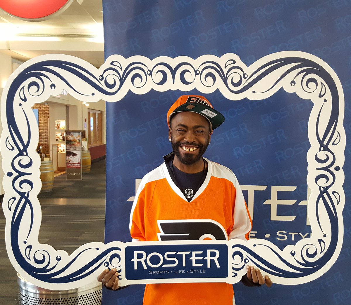 ROSTERSTORES's tweet photo. Jacob and the @NHLFlyers @PHLAirport @PHLfoodandshops #roster #phlairport #phl #photoop #philly #ootd https://t.co/VtF1Iq7Vt8