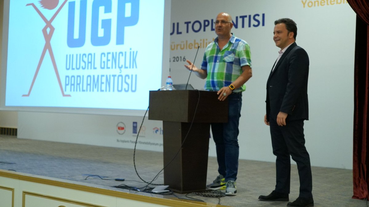 UGP2004's tweet photo. Genel Kurulun ikinci gününü de tamamladık! Yeni seçilen Yürütme Kurulu üyelerini tebrik ediyoruz! #BenceUGP https://t.co/NLNcmqGwic