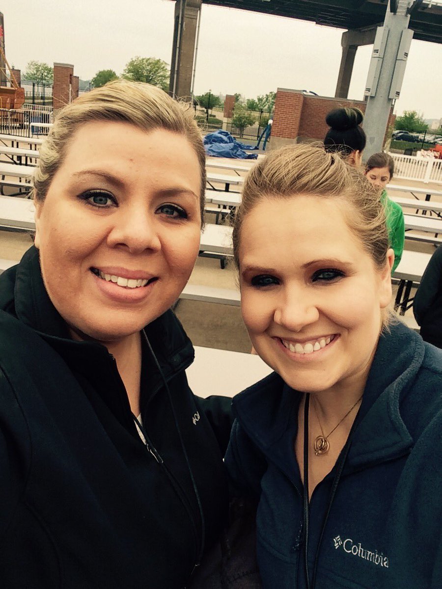 Jfall1982's tweet image. Smart students at the River Bandits game! #flspride #sws #fieldtrip #bookbuddies @smart_eagles