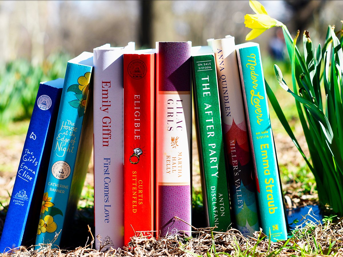 emilygiffin's tweet image. Get a jump on summer reading with the buzziest books of the season, incl. FIRST COMES LOVE! bit.ly/1X6tnii