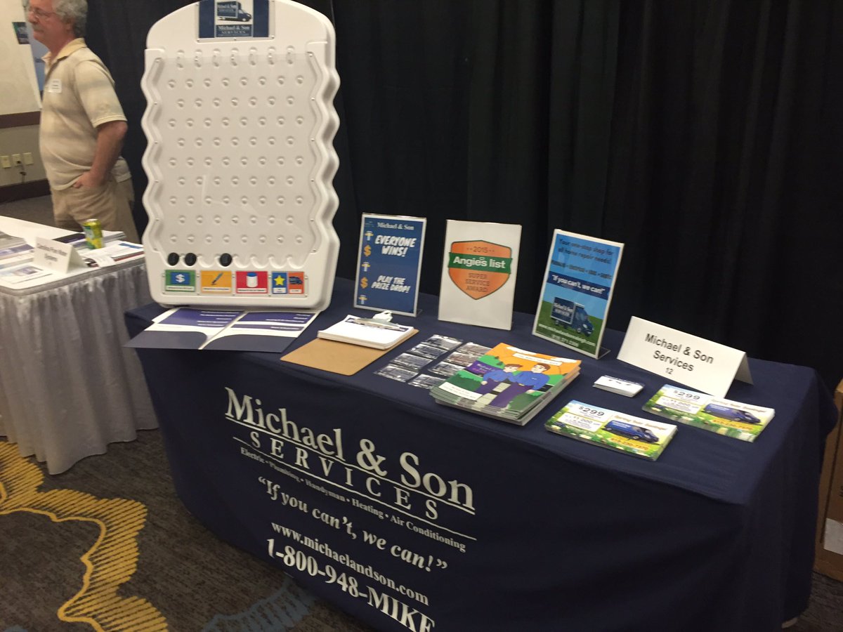 Yes, you CAN play Plinko while at #BizShow16. Stop by booth 12!
