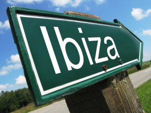_TheLockDown_'s tweet photo. So whose flying out to Ibiza this summer to come party @HushIbiza on Tuesday's ! #TheLockDown https://t.co/7AfspVZOy8