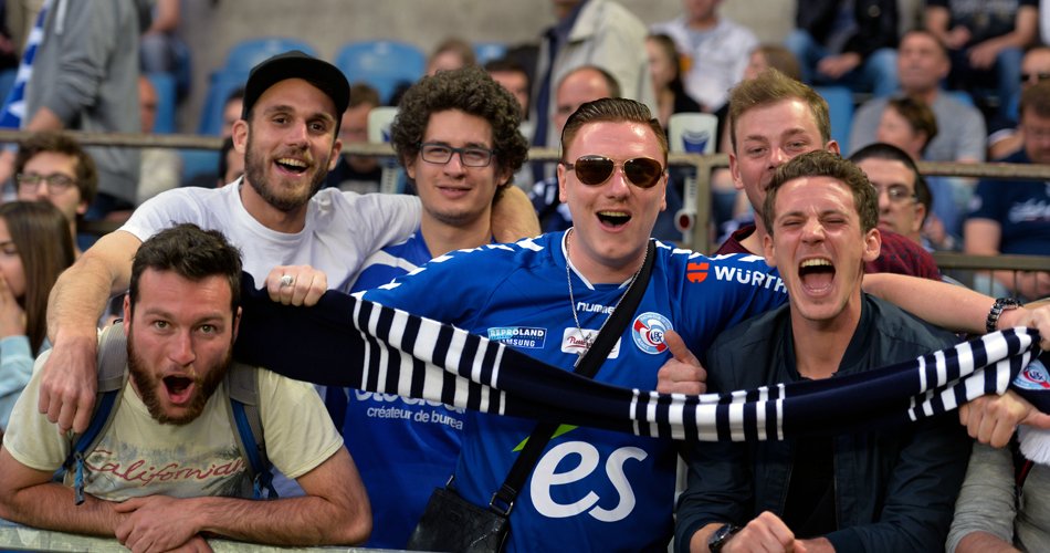 RCSA's tweet image. Racing-Amiens à guichets fermés !!! #TousRacing #ObjectifLigue2
rcstrasbourgalsace.fr/actualites/rac…
