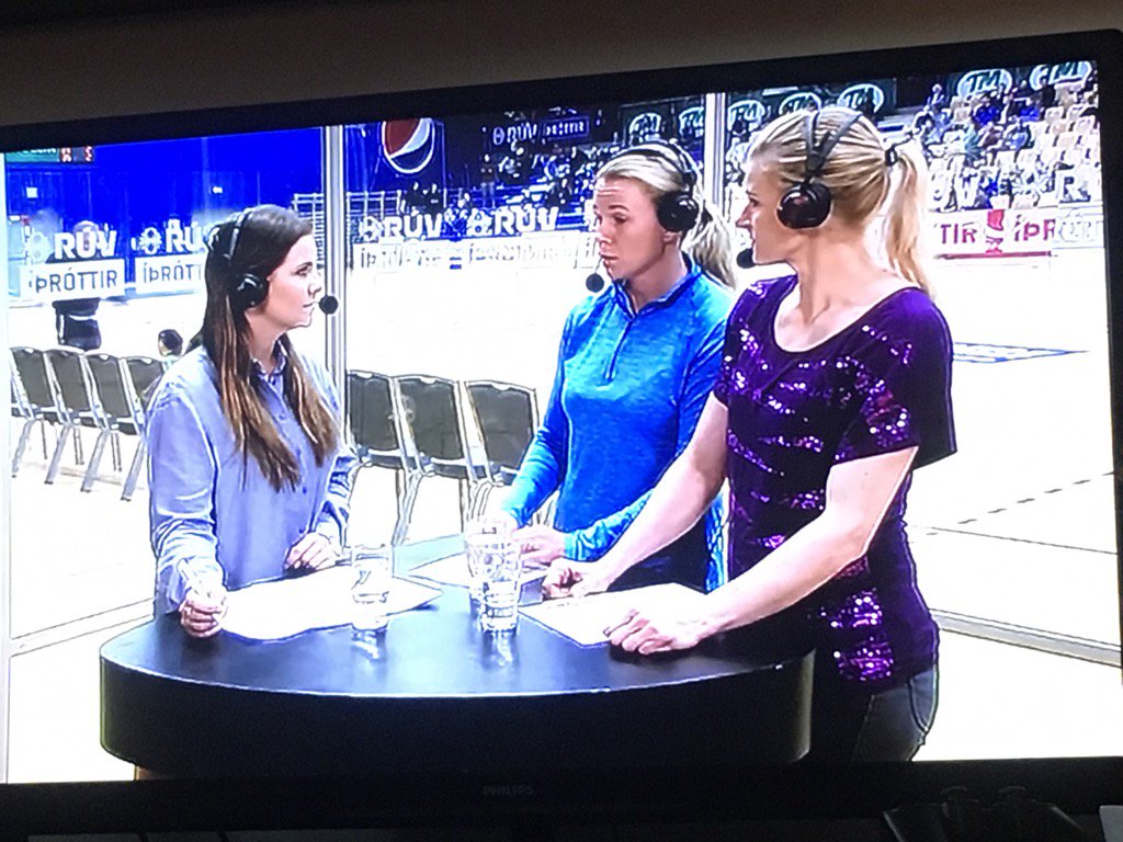 "Stelpur!" sagði 3 ára dóttir mín þegar hún leit á sjónvarpsskjáinn. Fyrirmyndir eru mikilvægar...